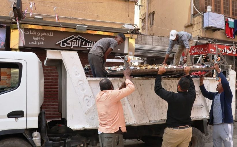 شن حملات موسعة لرفع الإشغالات وتحقيق الانسيابية بأسوان