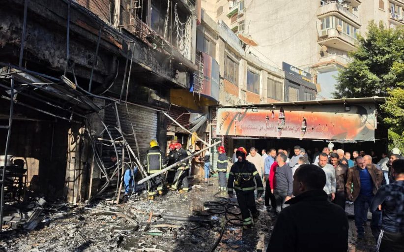 السيطرة على حريق نشب داخل أحد المطاعم الشهيرة بالإسكندرية 