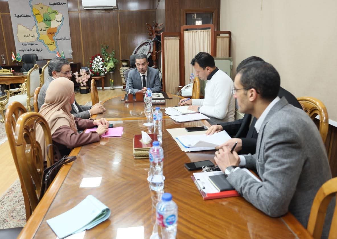 محافظ المنوفية يعقد اجتماعًا موسعًا مع مسئولي الصحة لمناقشة خطط العمل للإرتقاء بمستوى الخدمات