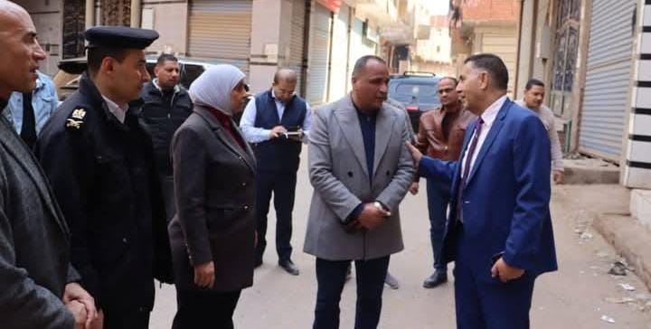 محافظ القليوبية يشرف على إزالة 7 طوابق مخالفة ببرج سكني في الخصوص ضمن الموجة الـ28