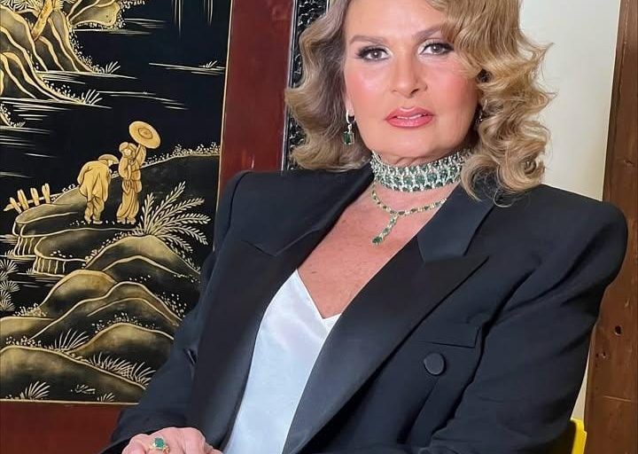 يسرا تتلألأ مجددًا والجمهور يحتفل بأيقونة الفن العربي