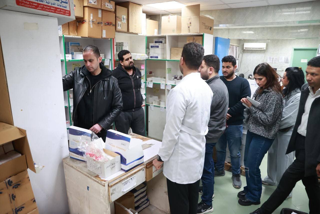نائب وزير الصحة في جولة مفاجئة أول أيام عيد الفطر لمتابعة تنفيذ خطة التأمين الطبي بالقاهرة