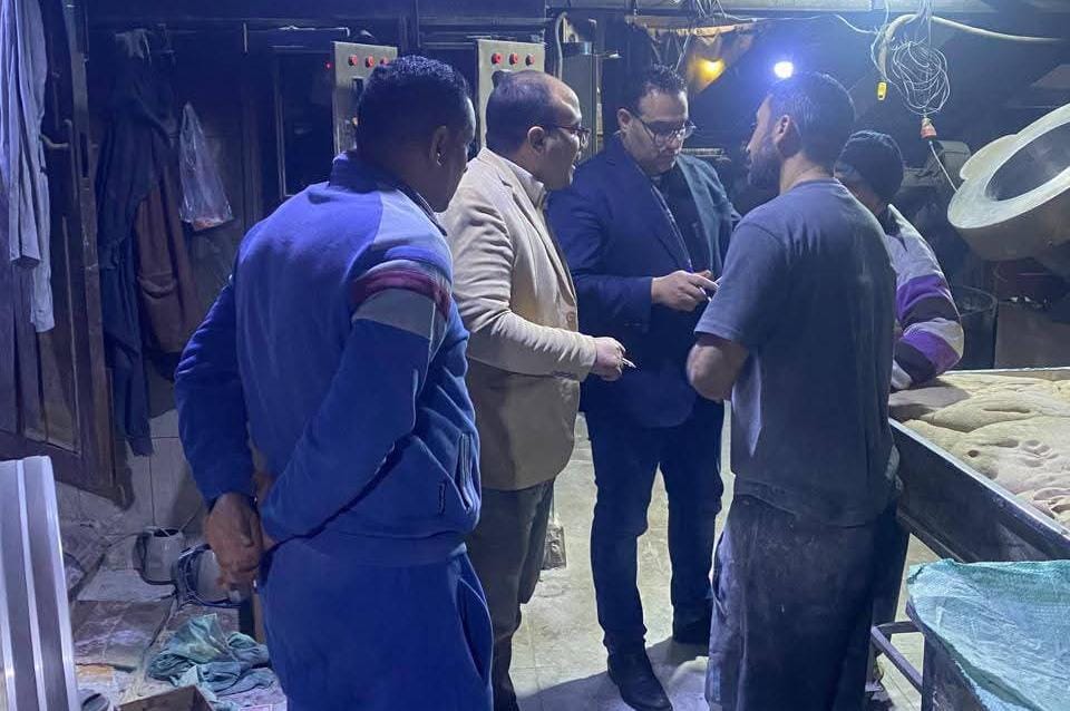 استجابة فورية لشكاوى المواطنين.. حملة مفاجئة تضبط مخالفات تموينية بمخابز أجا بالدقهلية