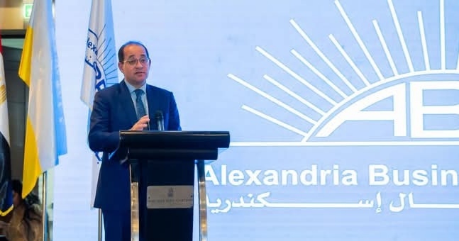 كجوك: زيادة الاستثمارات الخاصة ودعم الشراكة مع القطاع الخاص لتعزيز تنافسية الاقتصاد المصري