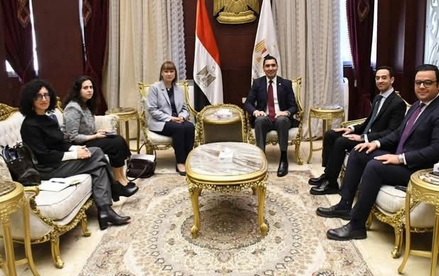 وزير الشباب والرياضة يبحث مع المنسق المقيم للأمم المتحدة تعزيز الشراكة لتمكين الشباب المصري