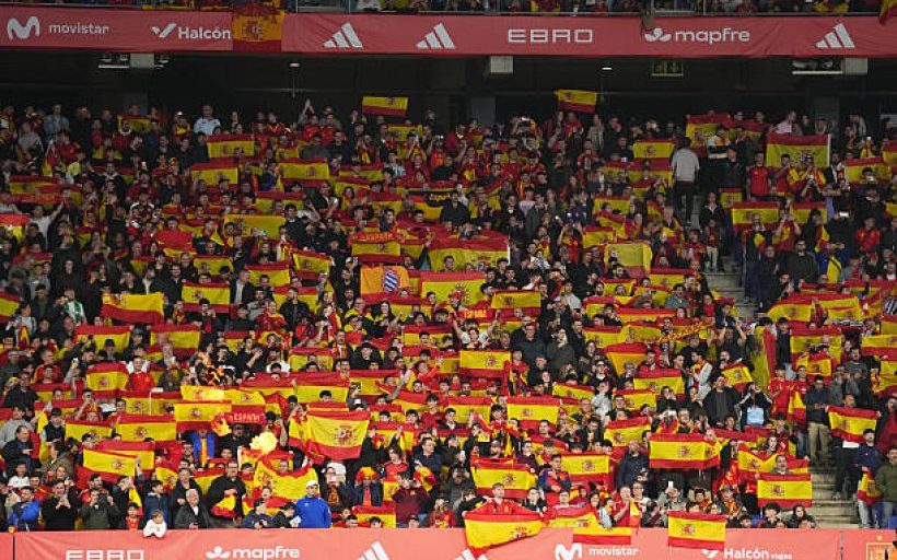 إسبانيول يدين الهتافات العنصرية ويؤكد التزامه بقيم الرياضة واحترام الجميع