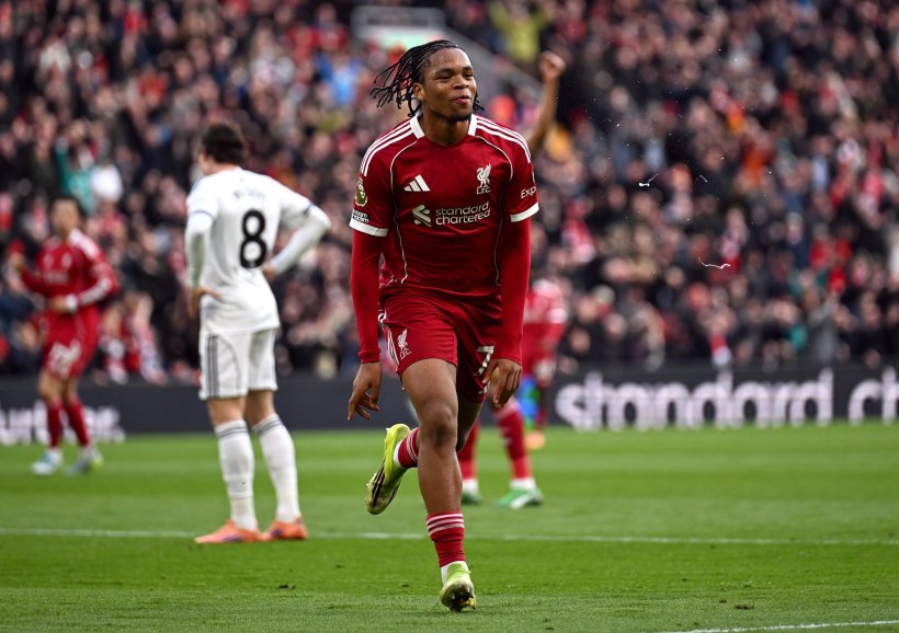 نغوموها يعلق على هدفه الأول ويشيد بجماهير آنفيلد