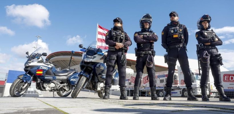 إجراءات أمنية مشددة في مدريد لتأمين قمة أتلتيكو وبرشلونة المرتقبة