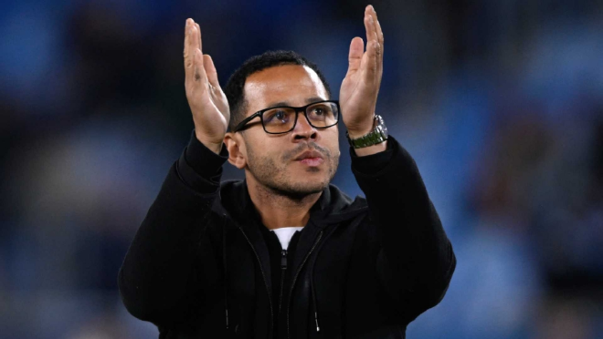 مدرب تشيلسي يشيد بدعم الإدارة رغم تراجع النتائج في الدوري الإنجليزي