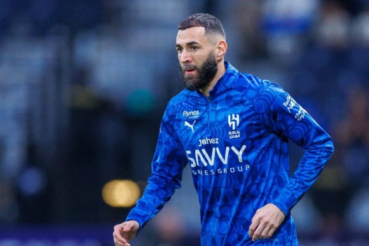 بنزيما يلمح لاحتمال العودة لمنتخب فرنسا ويشعل الجدل مجددًا