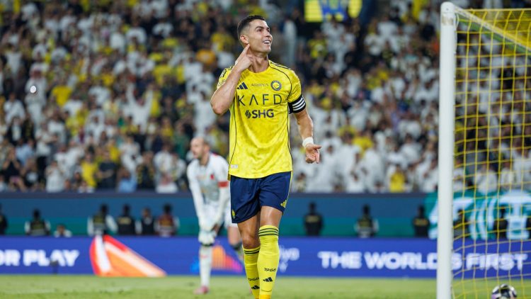 رونالدو يرفض التوقف ويكتب فصولًا جديدة في أسطورته الكروية