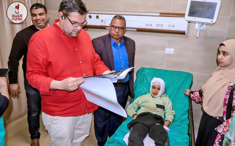 نائب محافظ سوهاج يتفقد مصابي حادث جرجا بالمستشفى الجامعي