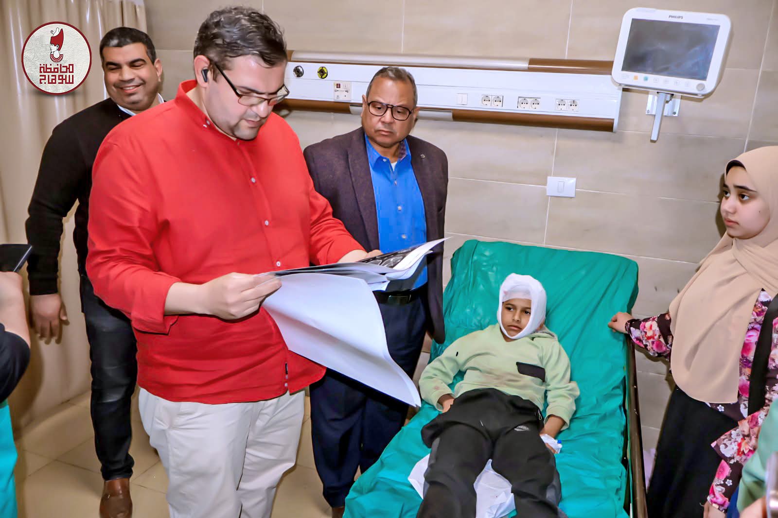 نائب محافظ سوهاج يتفقد مصابي حادث جرجا بالمستشفى الجامعي