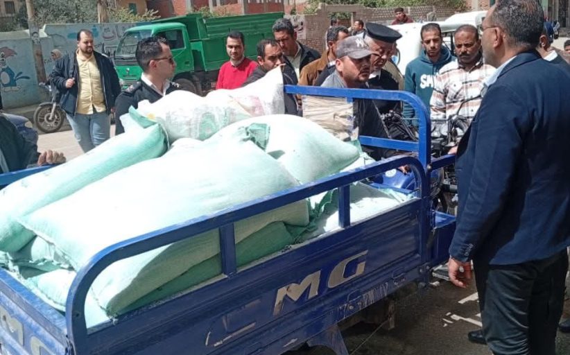 محافظ المنوفية يوجه بضرورة تكثيف المتابعة اليومية على الأسواق والتأكد من صلاحية السلع