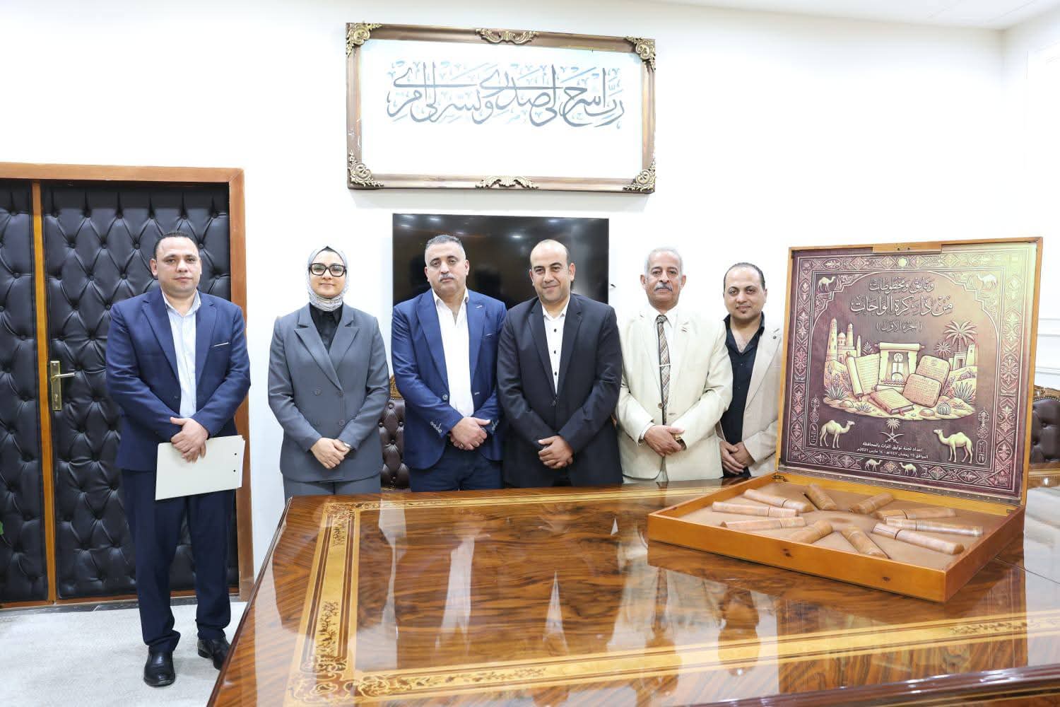 محافظ الوادي الجديد تتابع المرحلة الأولى لمشروع حفظ الوثائق بالرقمنة والطباعة الحديثة