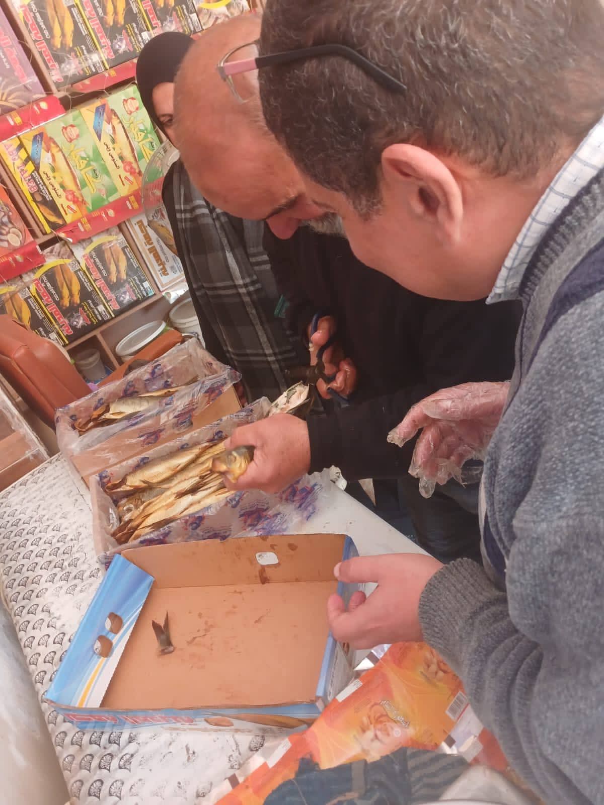 محافظ الدقهلية يوجه بتكثيف الرقابة على محال الفسيخ والرنجة استعدادًا لشم النسيم