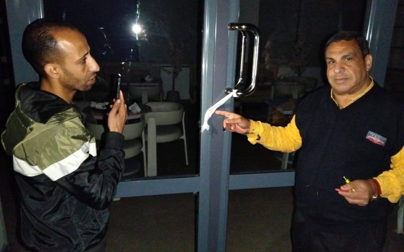 محافظ أسيوط: تشميع 43 منشأة مخالفة لمواعيد الإغلاق وتطبيق القانون على الجميع دون استثناء