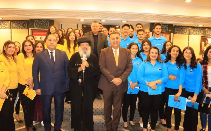 محافظ القليوبية يهنئ مطرانية بنها بعيد القيامة المجيد خلال زيارة رسمية