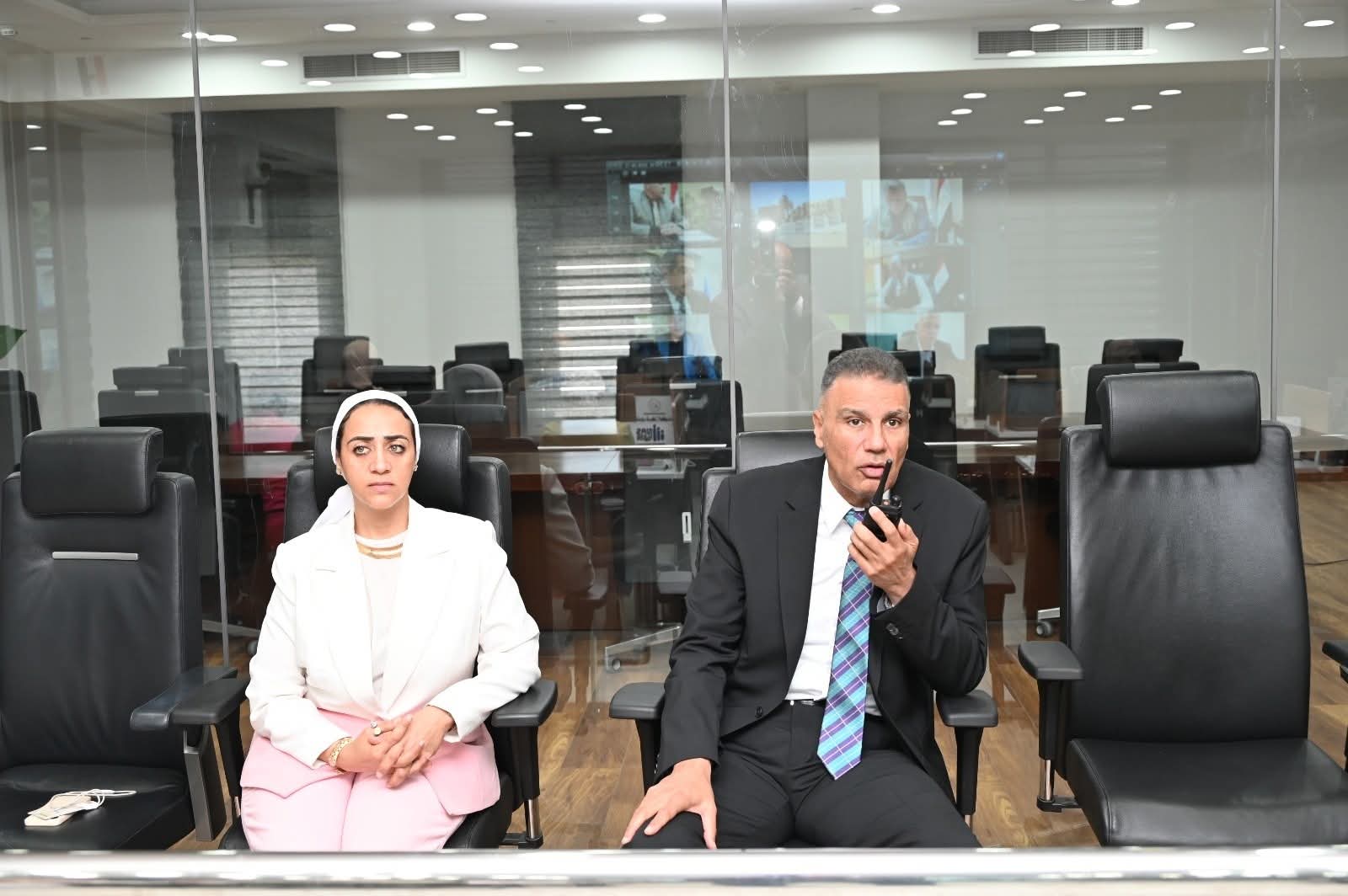 من غرفة الطوارئ بشرم الشيخ.. محافظ جنوب سيناء يتابع جاهزية المدن لأعياد الربيع