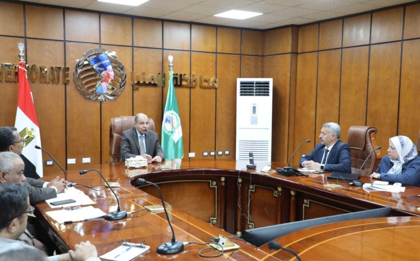 محافظ المنيا: زيادة 16 ألف فدان في زراعة القمح ورفع درجة الاستعداد لاستقبال موسم التوريد 2026