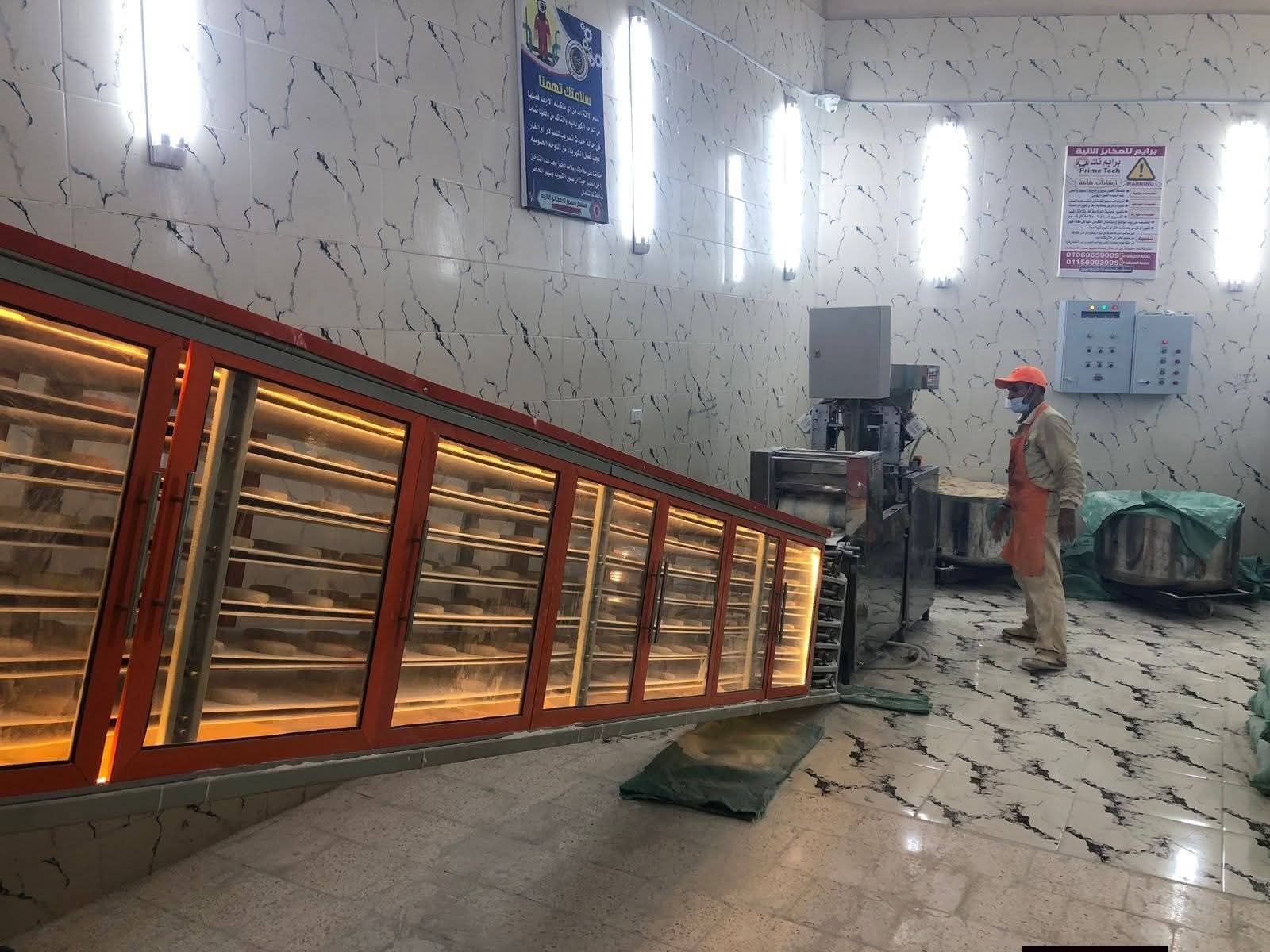 محافظ الدقهلية يتابع انتظام العمل بمخبز المحافظة الكبير ويوجه بالالتزام الكامل بالضوابط التموينية