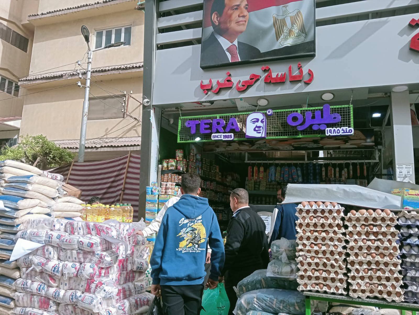 محافظ الدقهلية يوجه بتكثيف الرقابة اليومية على أسعار السلع بالمعرض الدائم في غرب المنصورة