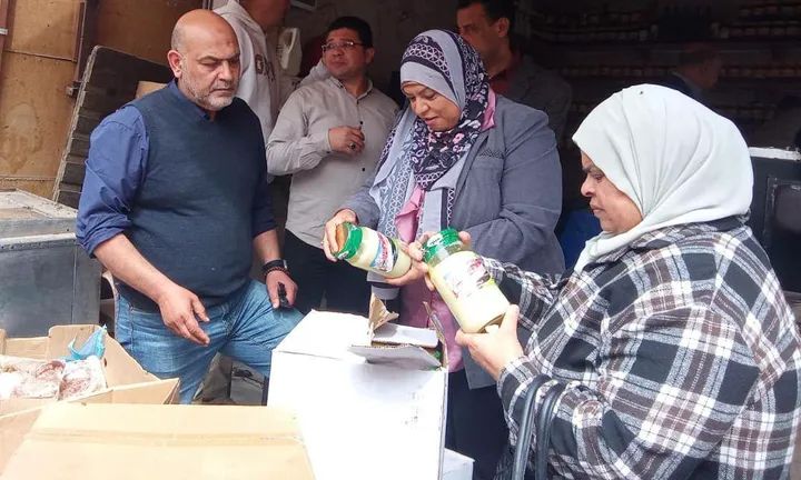 محافظ القليوبية يُكثّف الرقابة التموينية والبيطرية لضبط المخالفات وحماية المواطنين