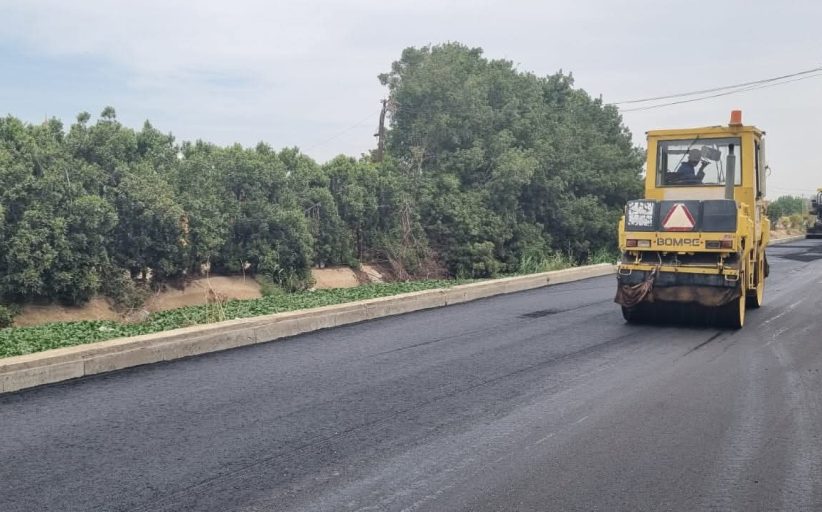 الجيزة تعزز شبكة طرقها بمشروعات رصف وتطوير جديدة لتحسين الحركة المرورية