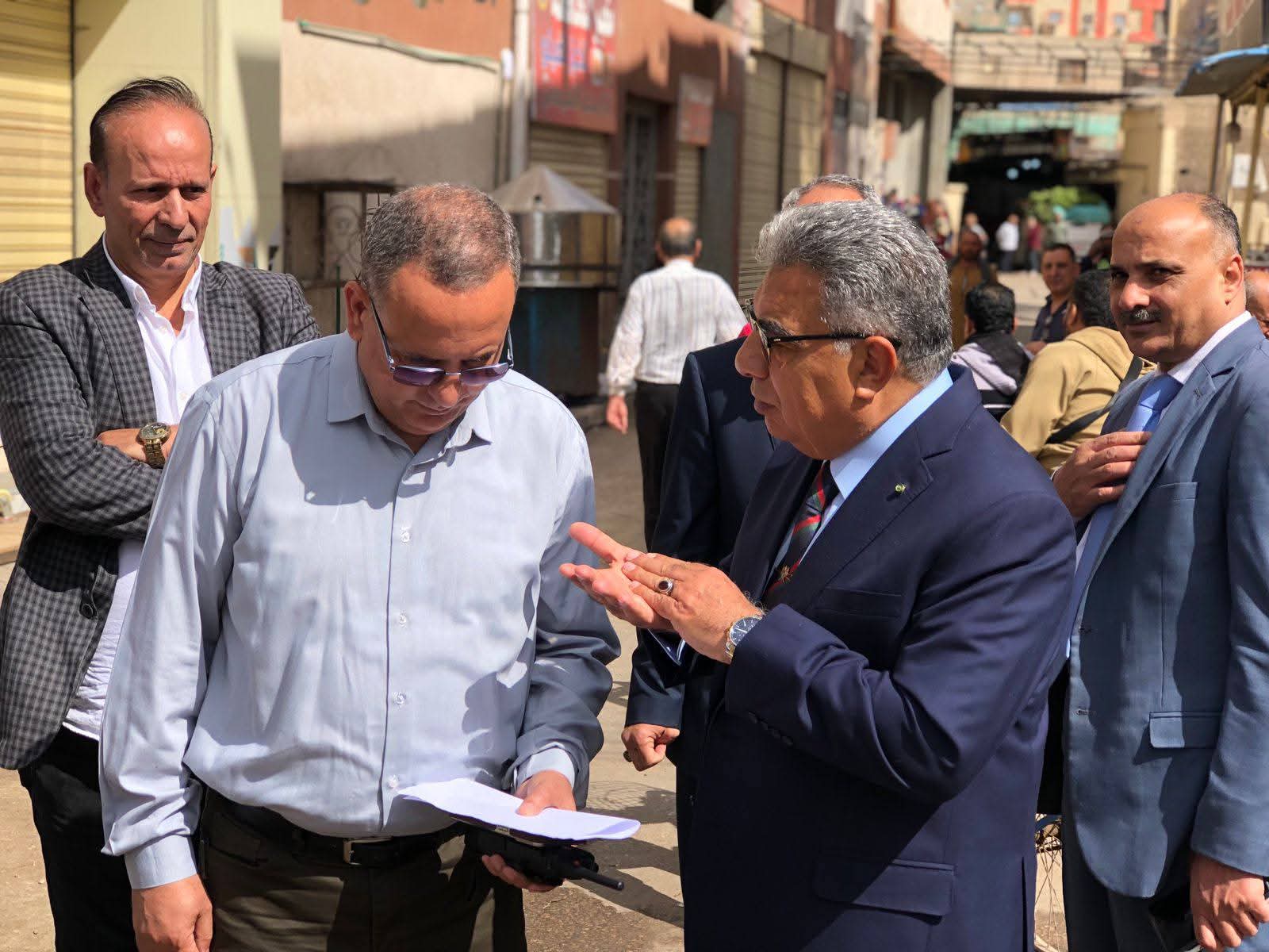 محافظ الدقهلية يتابع انتظام العمل بمخبز المحافظة بالمنصورة ويشدد على جودة الخبز