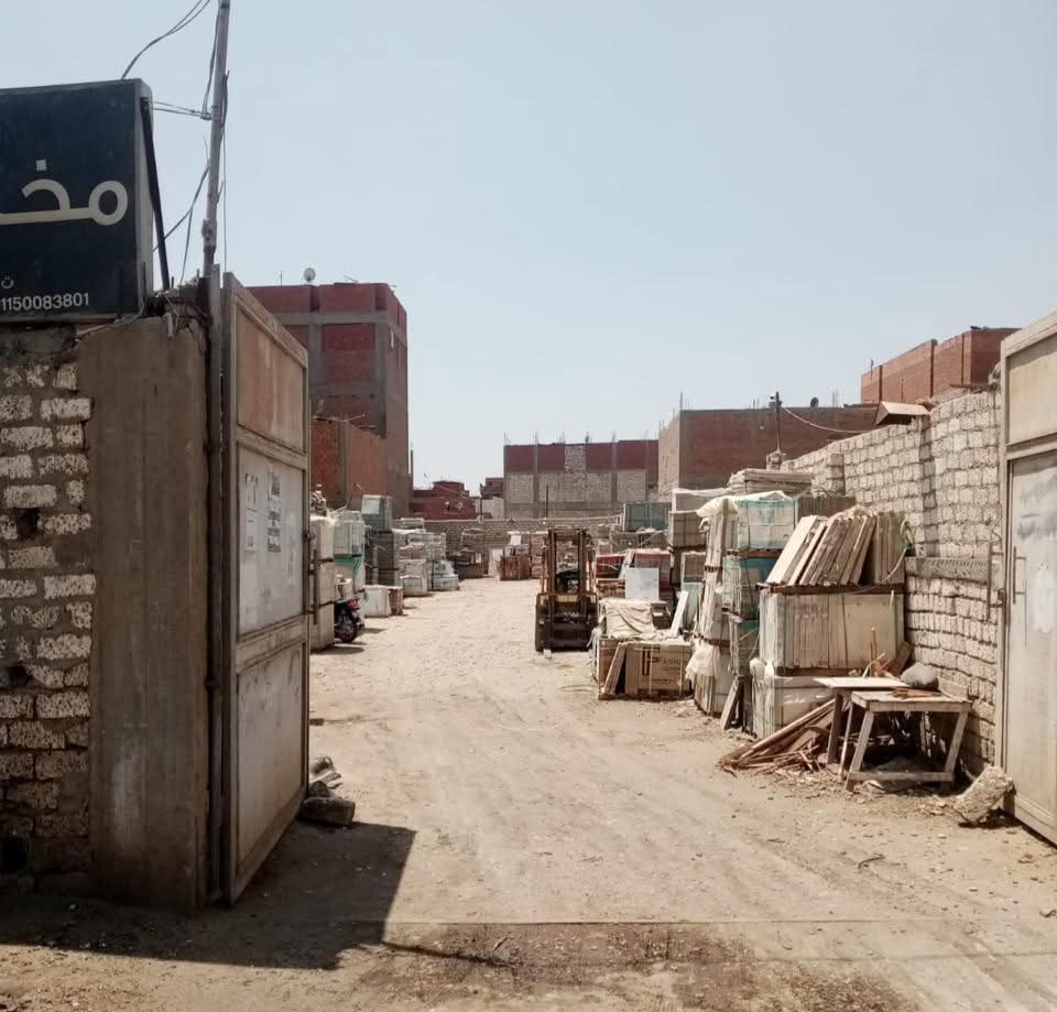 ضبط 34 مخالفة وتشميع محلين خلال حملات رقابية مكثفة على محال سمالوط بالمنيا