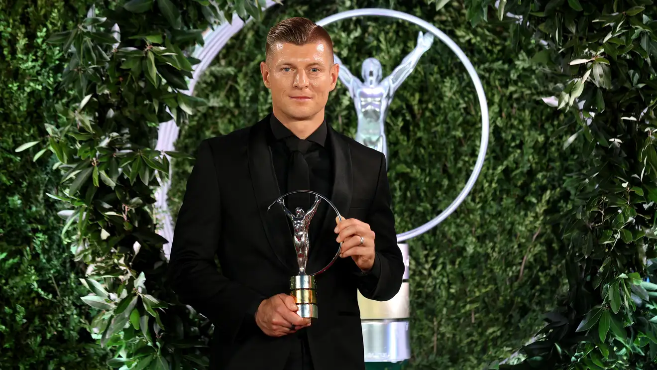 توني كروس ينهي الجدل ويرفض العودة مكتفيًا بنهاية تاريخية