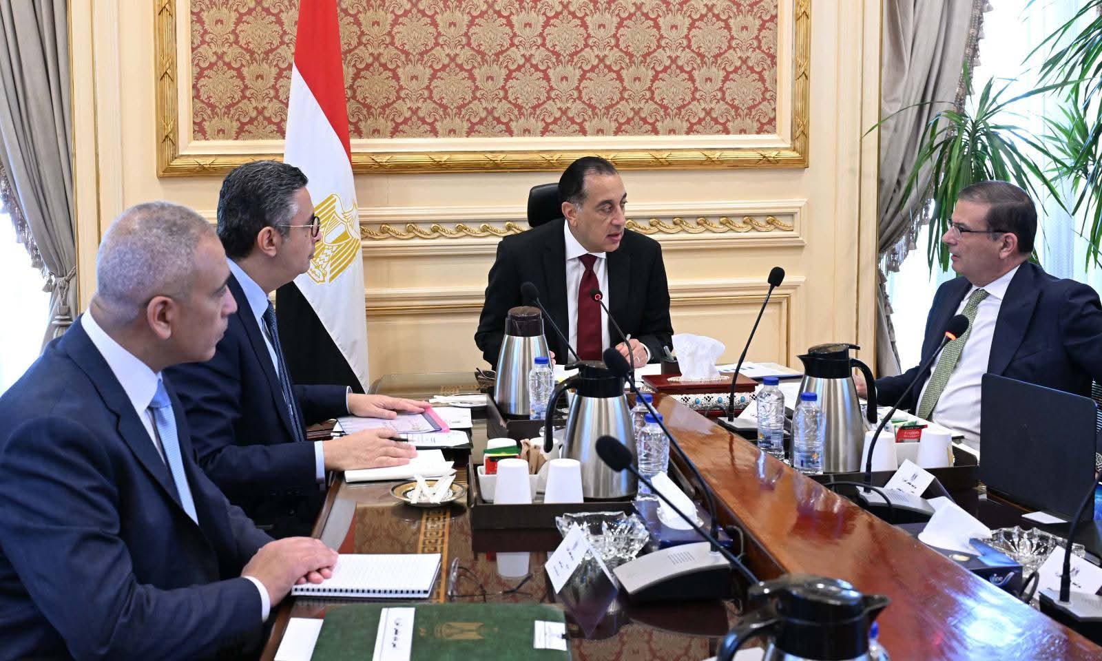 مدبولي: مخزون السلع يكفي 6 أشهر وخطة طموحة لتوريد 5 ملايين طن قمح وتعزيز الرقابة على الأسمدة