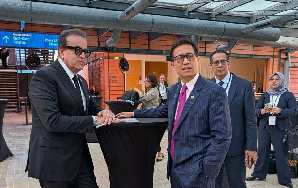 تعاون مصري إندونيسي في اللقاحات والصحة الرقمية خلال قمة ليون 2026