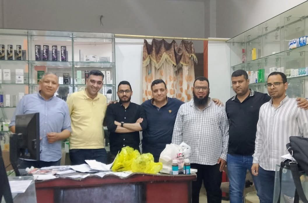 محافظ أسيوط: ضبط 50 ألف وحدة دوائية مجهولة المصدر داخل صيدلية غير مرخصة بمركز البداري