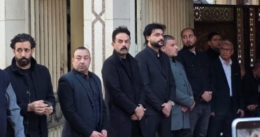 رحيل الأب يجمع نجوم الفن حول محمود حمدان في ليلة وفاء ومواساة