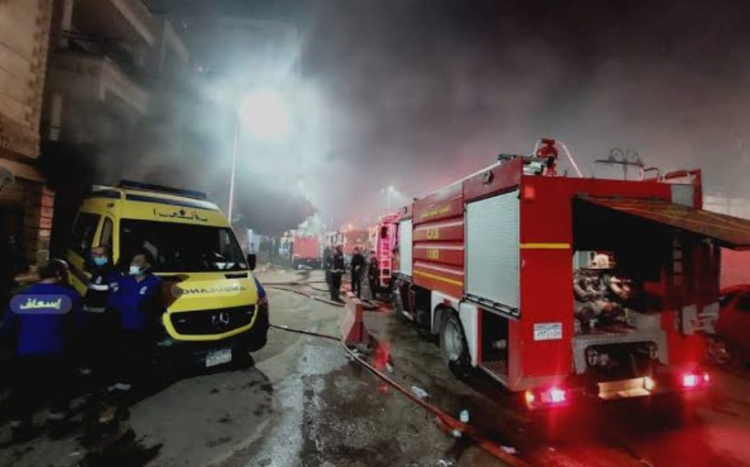 إصابة شخص إثر نشوب حريق داخل شقة سكنية في بولاق الدكرور 