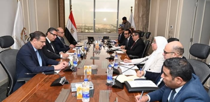 التموين والزراعة والاستثمار يبحثون تنظيم تداول السلع ودعم المستثمرين