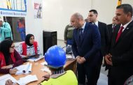 وزير العمل يشيد بتكامل الدولة والشركات في تطبيق معايير السلامة