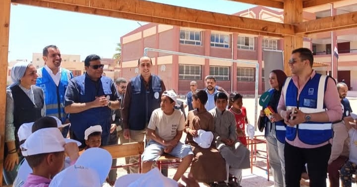 قوافل طبية لتعزيز العدالة الصحية وتحسين جودة الحياة