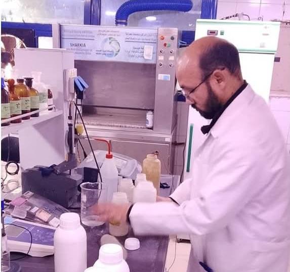 محافظ الشرقية يوجه بضرورة الاستجابة للمواطنين وتحليل عينات من مياه الشرب بمناطق مدينة الزقازيق