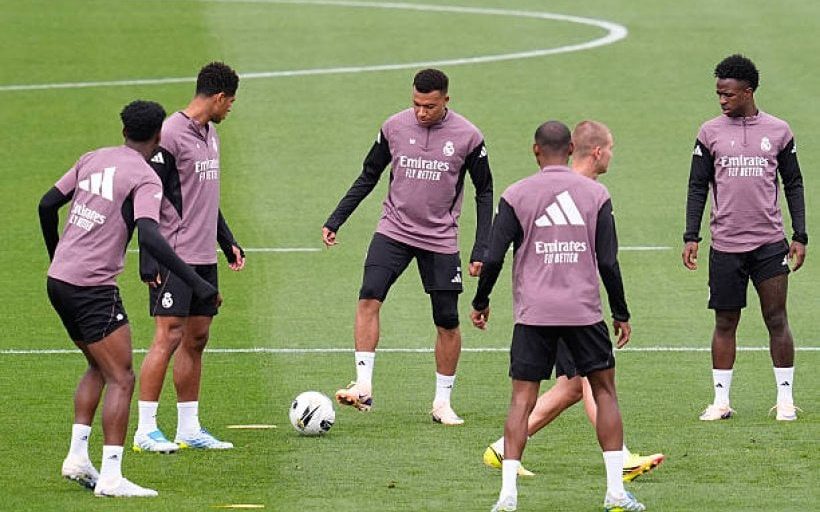 مبابي يقترب من العودة وكارفاخال يدعم ريال مدريد قبل مواجهة أوفييدو المرتقبة