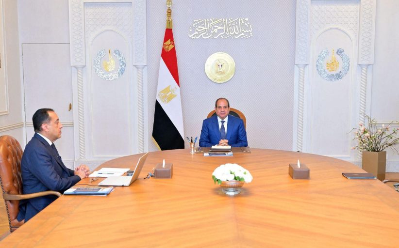 السيسي يشدد على ضبط الأسواق وزيادة الإنفاق على الصحة والتعليم