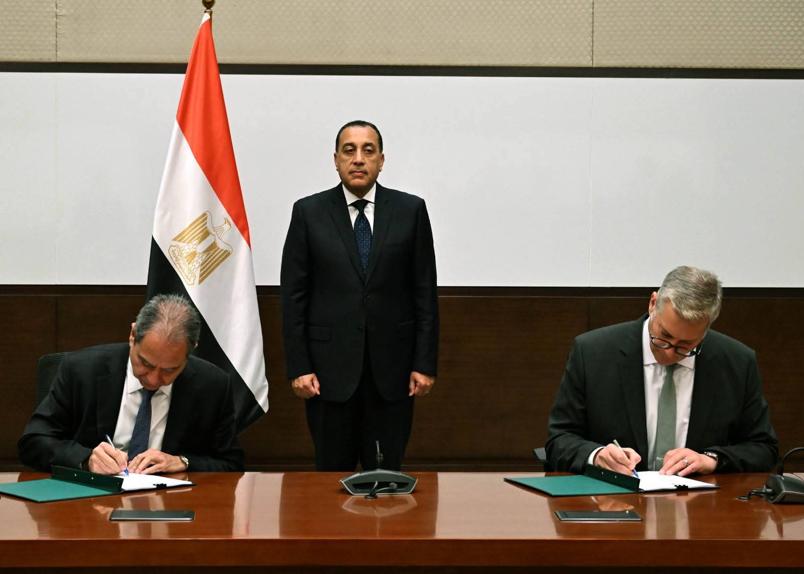 مدبولي يشهد توقيع اتفاق مصري لبناني لإعادة تأهيل شبكات الغاز بخبرات قطاع البترول