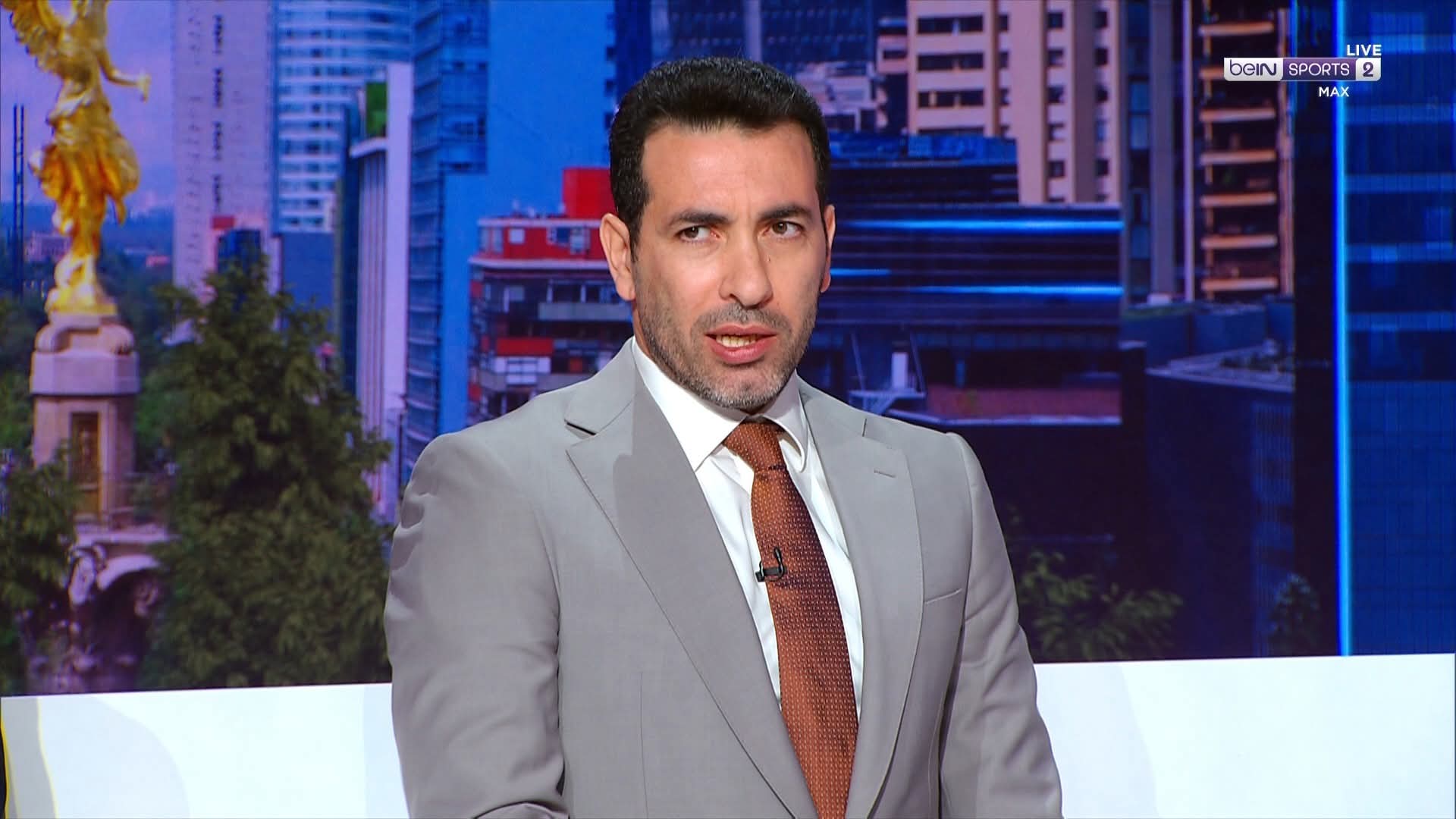 تريكة يرفع القبعة لحسام حسن: أيقونة نجحت داخل الملعب وخارجه