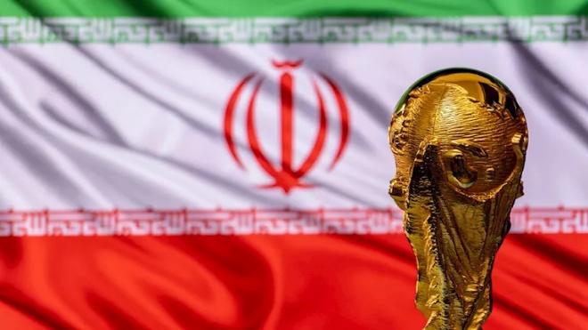 إيران تتحدى أجواء الحرب وتتمسك بحلم التألق في المونديال