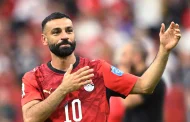 محمد صلاح يربك حسابات الهلال وورقة رافينيا تتراجع في سباق الصيف