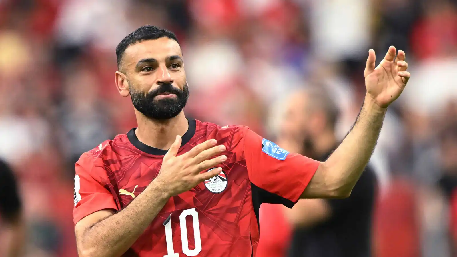 محمد صلاح يربك حسابات الهلال وورقة رافينيا تتراجع في سباق الصيف