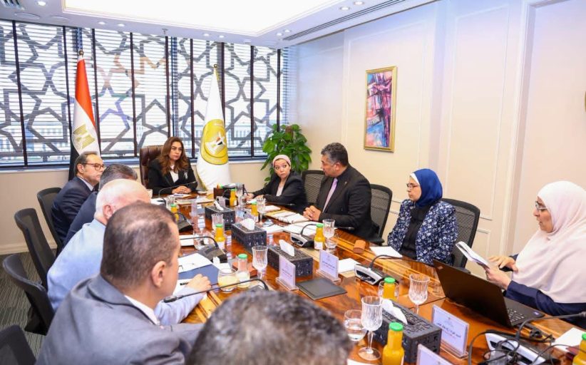 وزيرة البيئة توجه بتطوير المحميات ودعم مواجهة تغير المناخ