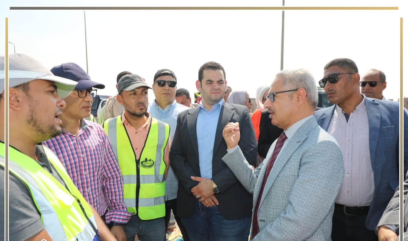 محافظ بني سويف يتابع مشروعات الكباري بالواسطى ويوجه بتسريع تنفيذ كوبري الميمون