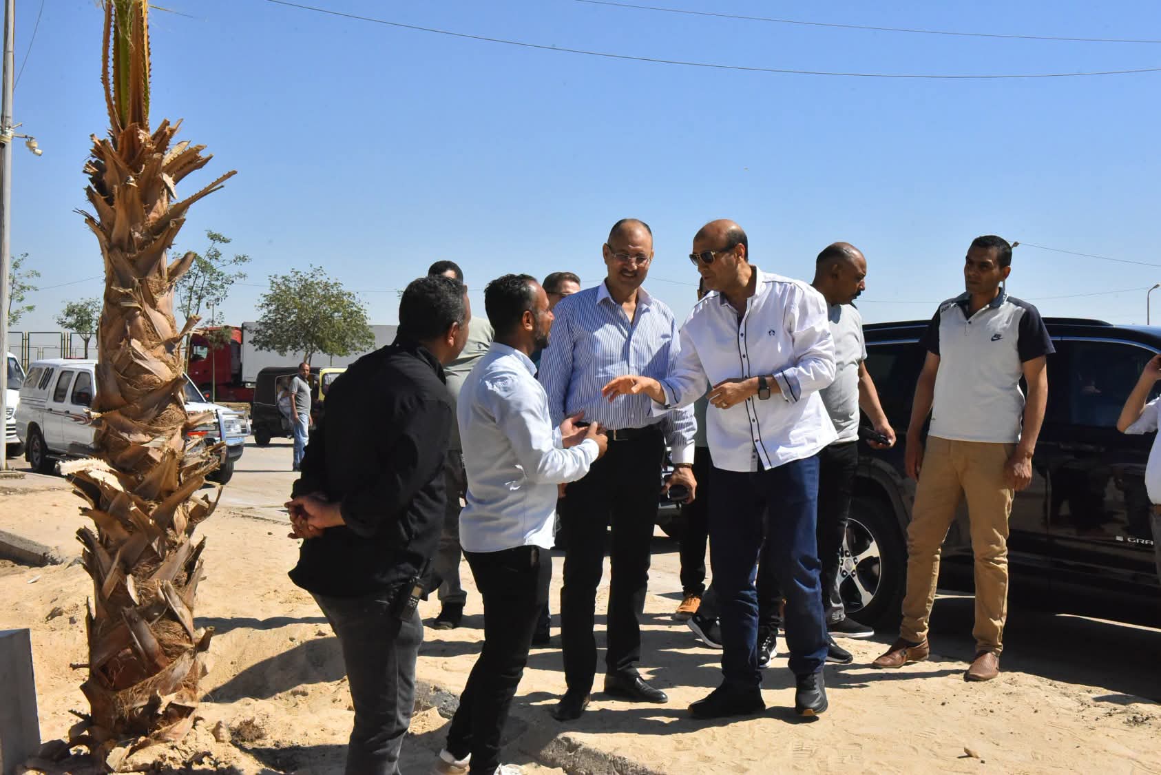 محافظ أسيوط يتابع تطوير ميدان قناطر أسيوط الجديدة ويؤكد استمرار خطة تجميل الميادين
